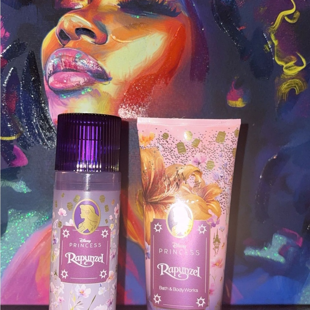 Disney Rapunzel Purple and Pink Bath Set